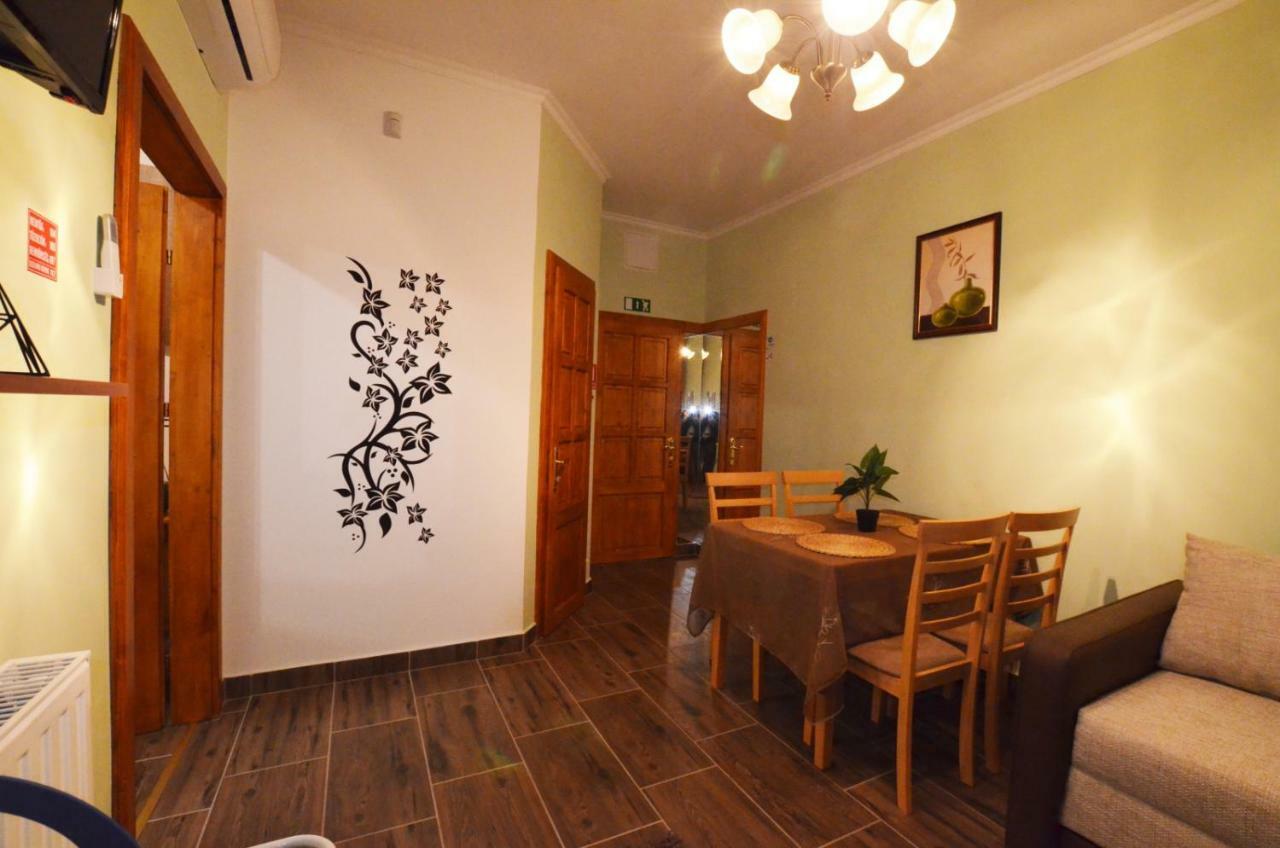 Апартаменти Bathory Apartman Еґер Екстер'єр фото