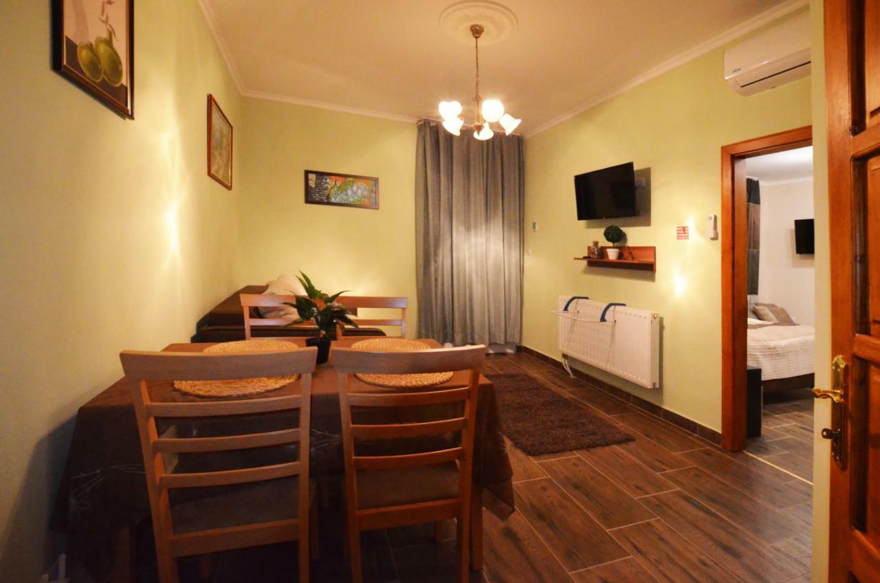 Апартаменти Bathory Apartman Еґер Екстер'єр фото