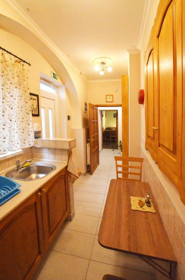 Апартаменти Bathory Apartman Еґер Екстер'єр фото