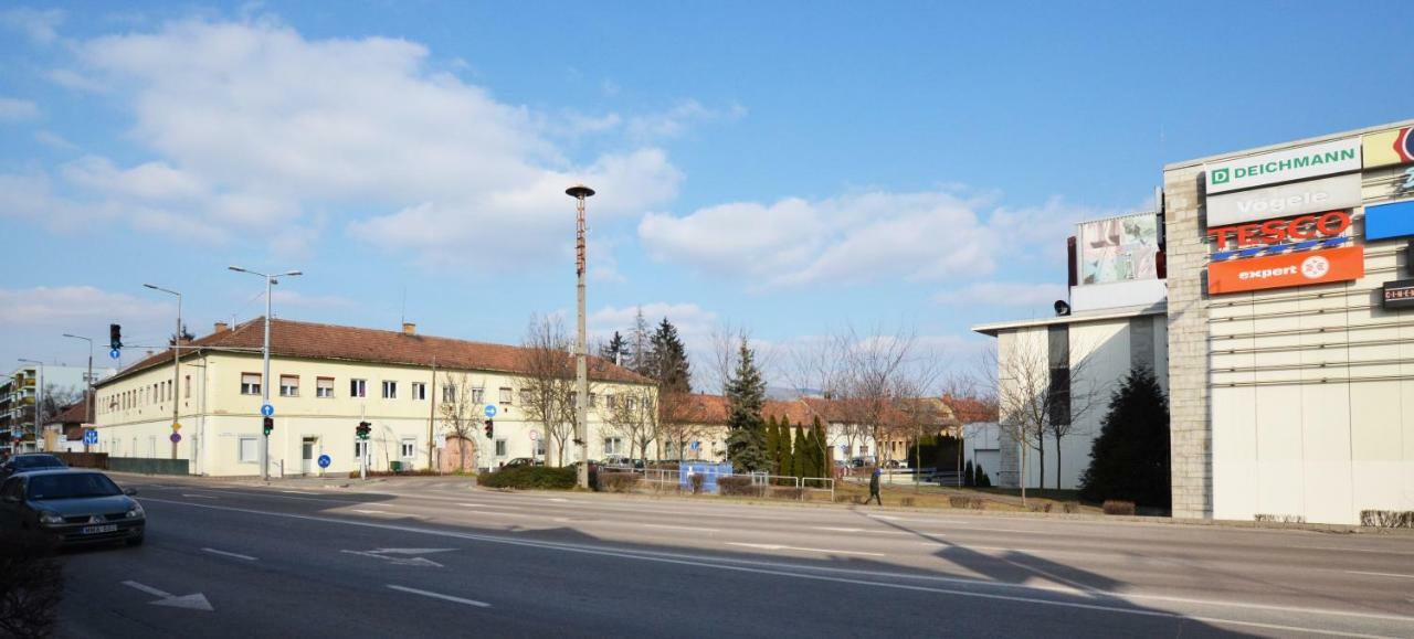 Апартаменти Bathory Apartman Еґер Екстер'єр фото
